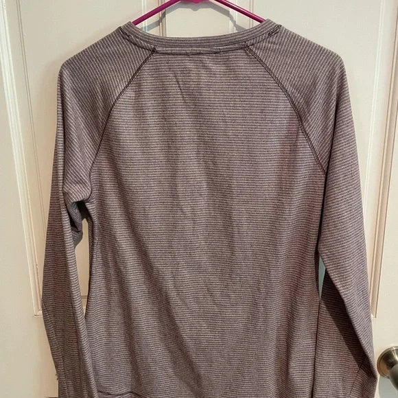 Avalanche Outdoor Supply 4-Way Stretch Top - Picture 4 of 4